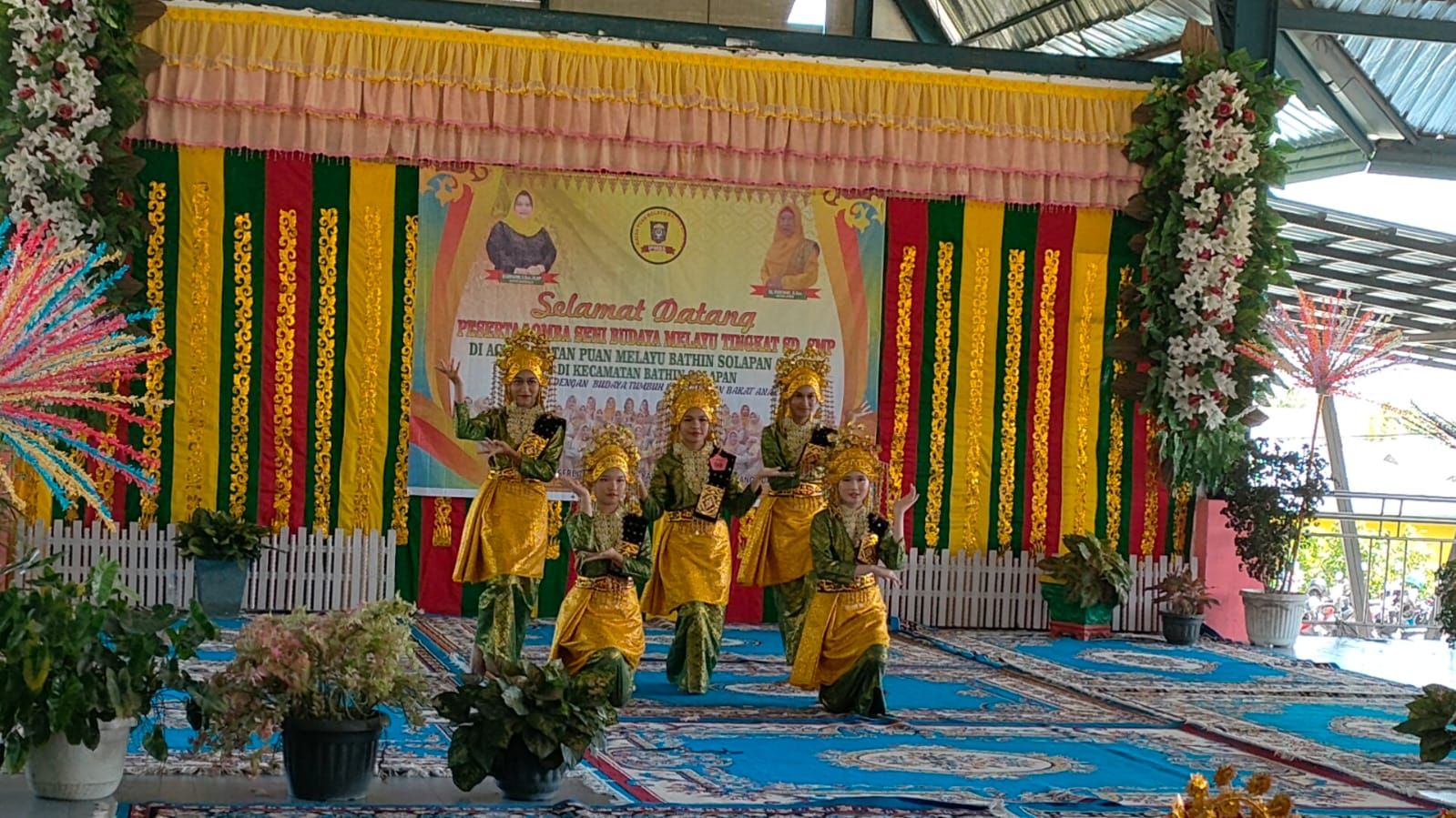 SMPS PELOPOR MANDAU BERPARTISIPASI DALAM PERLOMBAAN SENI DAN BUDAYA MELAYU