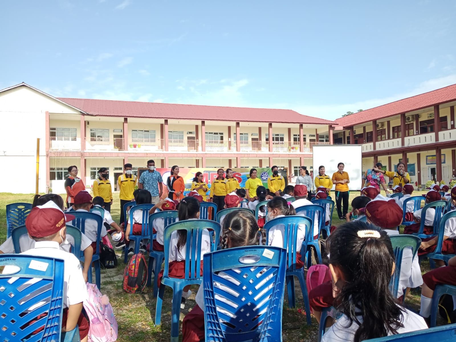 MASA PENGENALAN LINGKUNGAN SEKOLAH DI SDS PELOPOR DURI T P 2022/2023